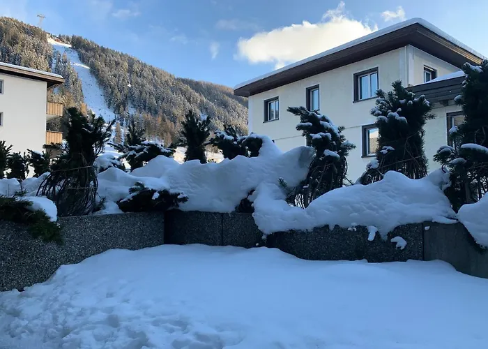 Quellenhof C01 دافوس